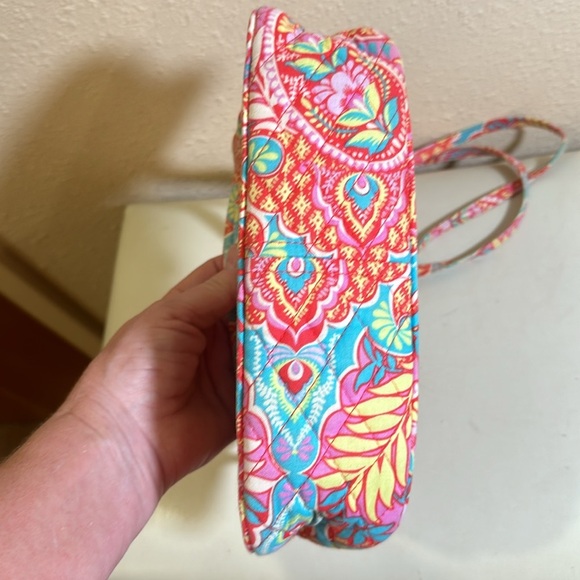 Vera Bradley Crossbody purse - Picture 4 of 5